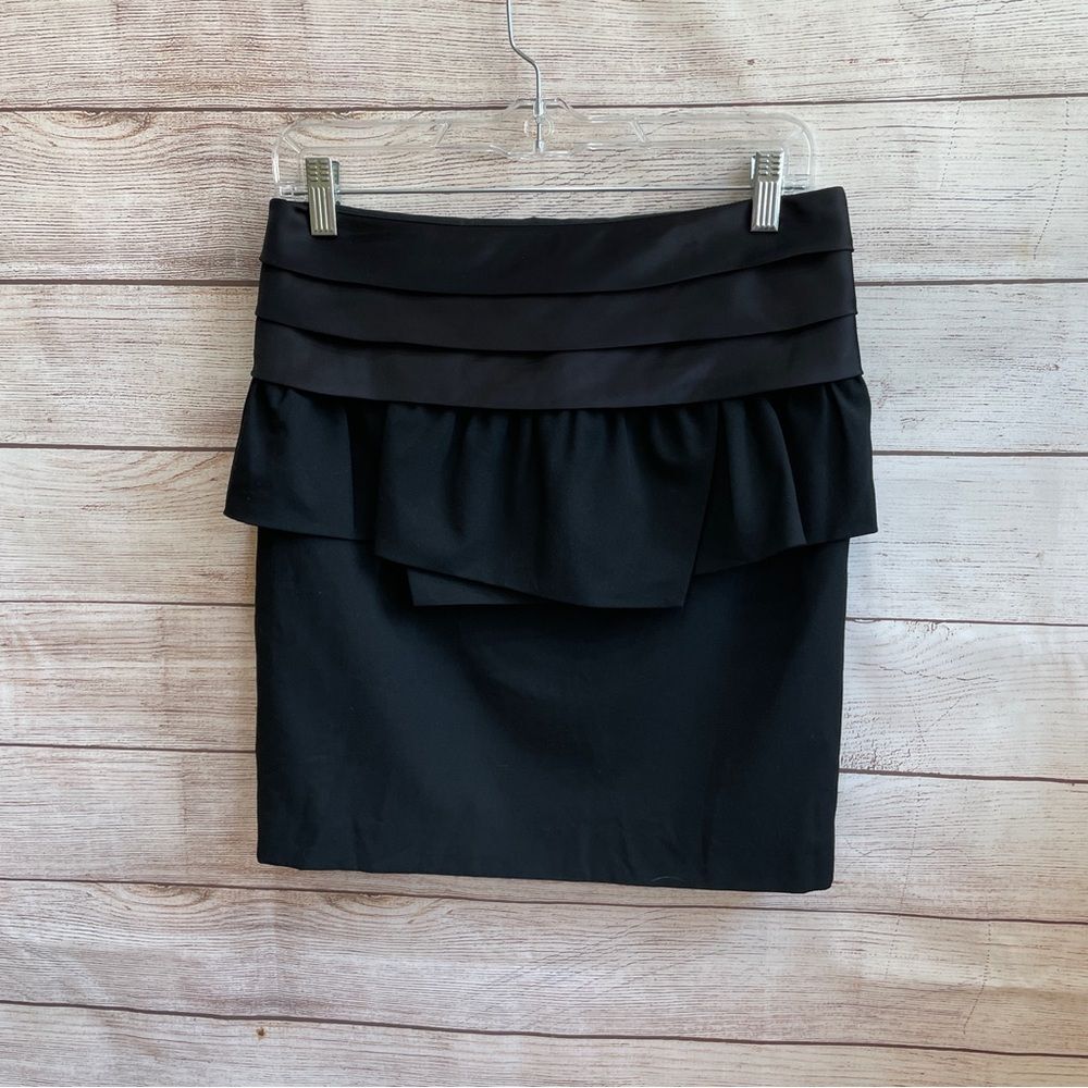 MICHAEL KORS TUXEDO MINI SKIRT IN BLACK